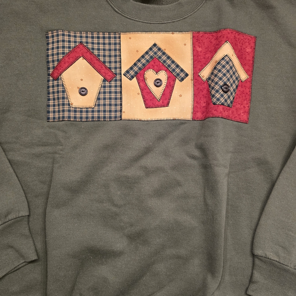 Vintage Jerzees Patchwork Birdhouse Crewneck Swea… - image 2